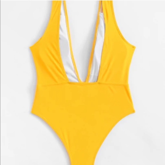 Never worn gold/yellow swimsuit - Picture 3 of 4
